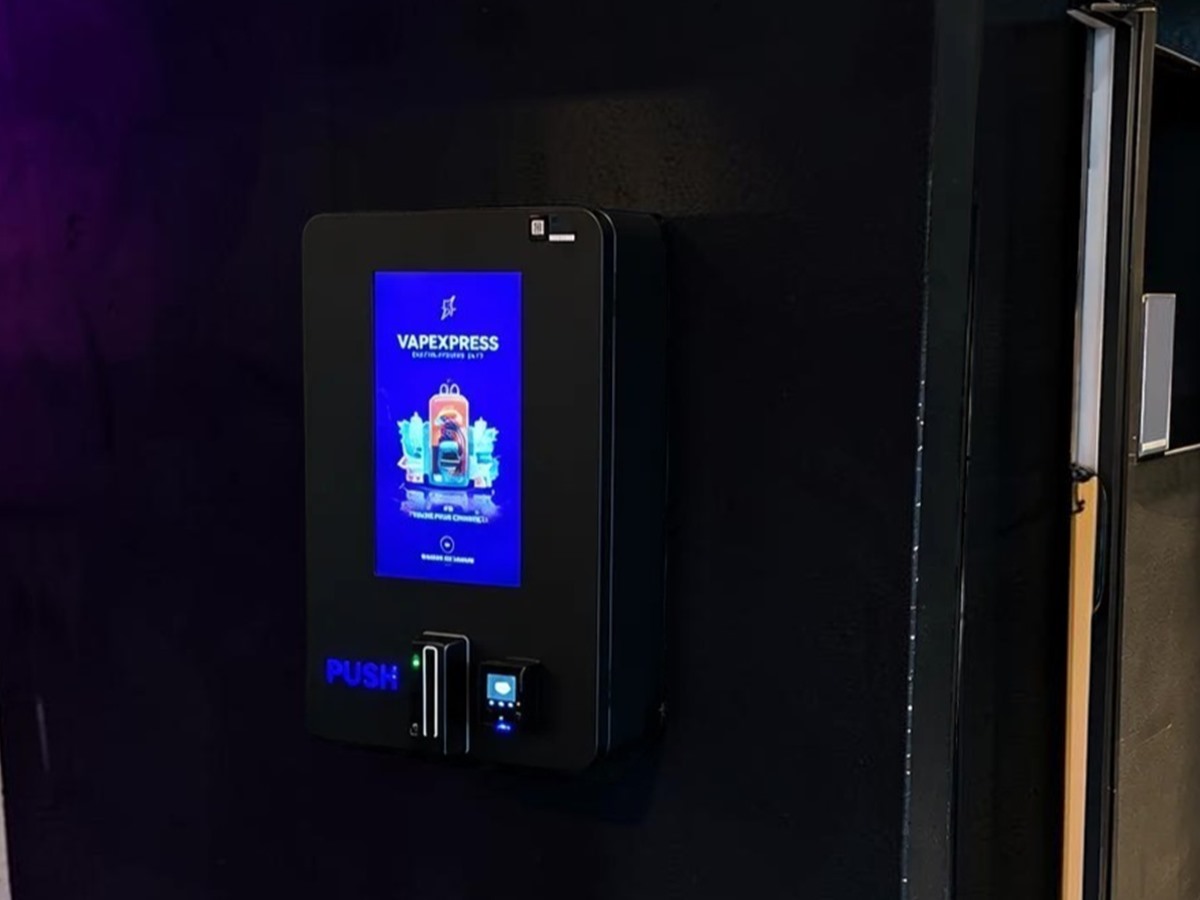 Distributeur VapeXpress installé chez un client