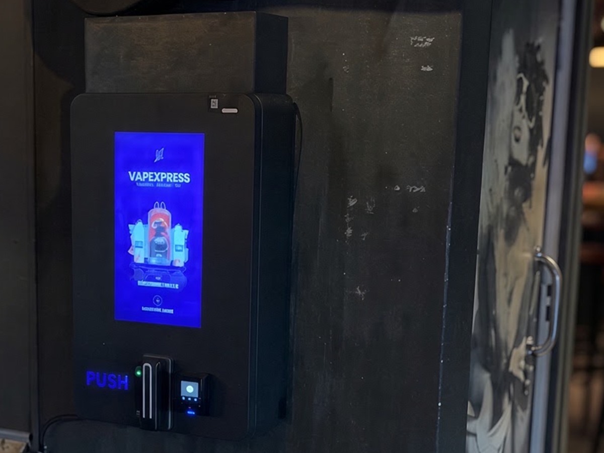 Distributeur VapeXpress en service